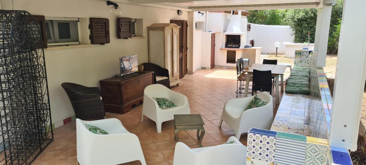Villa Jungle House - Pineta Is Morus Santa Margherita di Pula Exterior foto